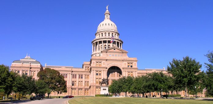 The Texas State Capitol in Austin. (Photo by Daniel Mayer.)