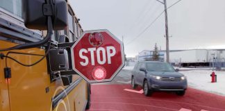 Illustrated photo depicts how Safe Fleet's Predictive Stop Arm uses radar to detect if a motorist will stop or not for students. (Image courtesy of Safe Fleet.)