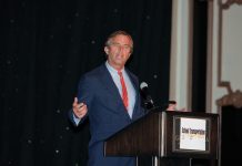 Robert F. Kennedy, Jr. presents the keynote address on green energy for school buses at the STN EXPO Reno in 2008.