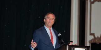 Robert F. Kennedy, Jr. presents the keynote address on green energy for school buses at the STN EXPO Reno in 2008.